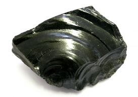 Obsidiana, Lágrima apache o Vidrio volcánico. Aries, Leo y Sagitario; Cáncer, Escorpio