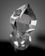 Diamante Herkimer. Sagitario; Escorpio