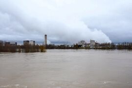 Chinon nuclear power plant-3