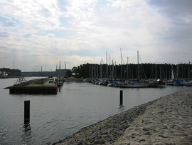 Marina Lubmin Blick vom westlichen Kai auf den Hafen