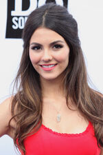 Victoria Justice29