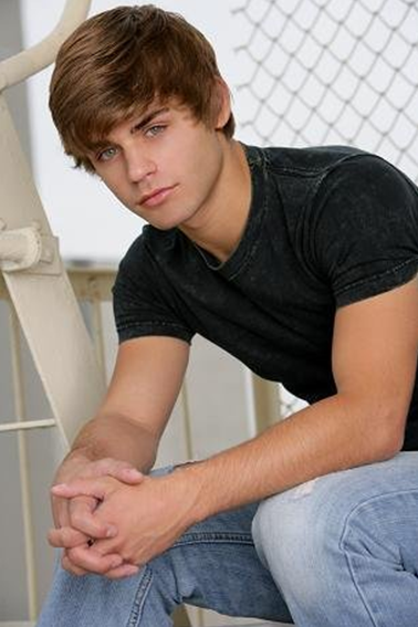 Garrett Clayton Wiki Austin Y Ally Espanol Fandom