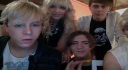 R5ustream8