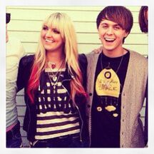 Don't worry just smile and ship Rydellington.