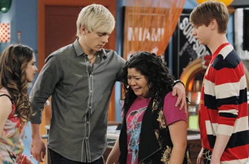 Austin Und Ally Trish