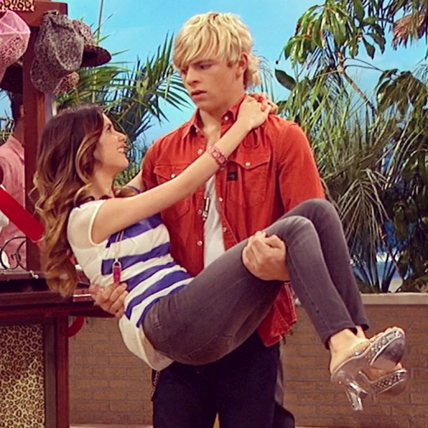 Austin And Ally Fanfiction Bikini