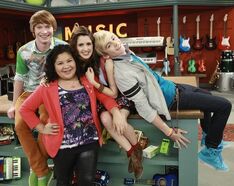 Austin-ally-premiere-today-03