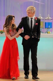 Auslly at prom! XD