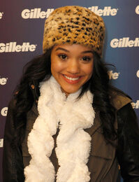 Kiersey Clemons 1