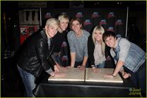 R5 Planet Hollywood (1)