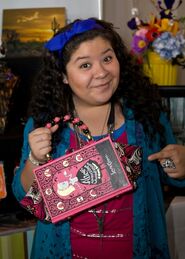 Raini-Rodriguez-raini-rodriguez-trish-31445203-428-600