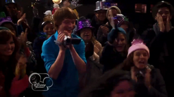 Austin & Jessie & Ally Can You Feel It (10)