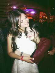 Maia & Laura