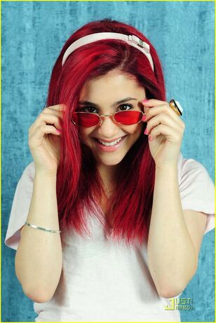 Ariana Amaze