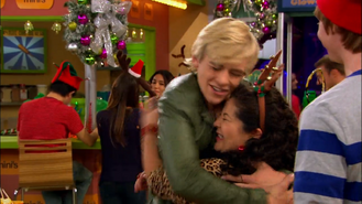 Austin & Jessie & Ally (292)