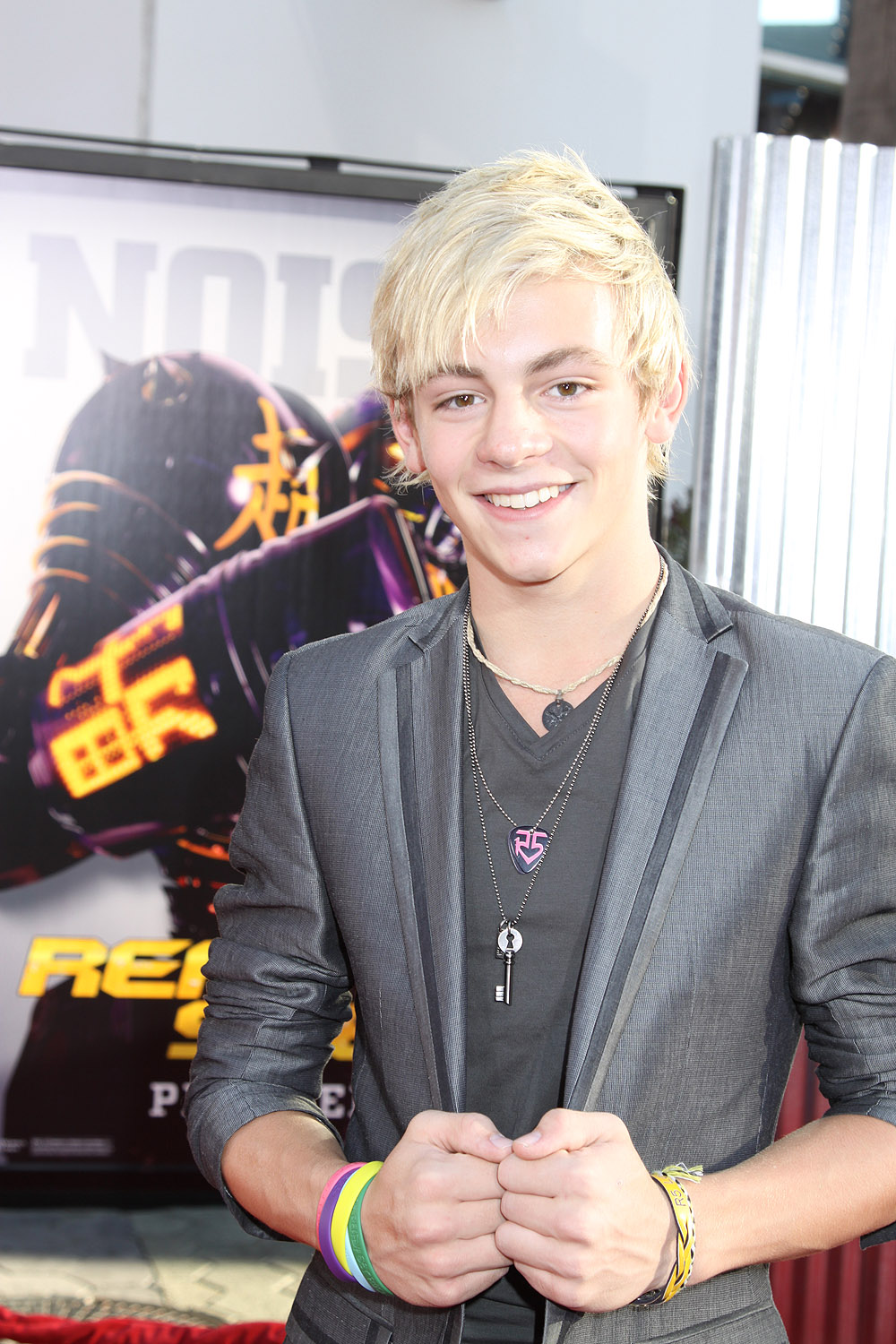 Ross shop lynch necklace