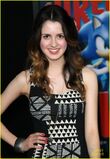 Laura-marano-calum-worthy-ralph-premiere-02