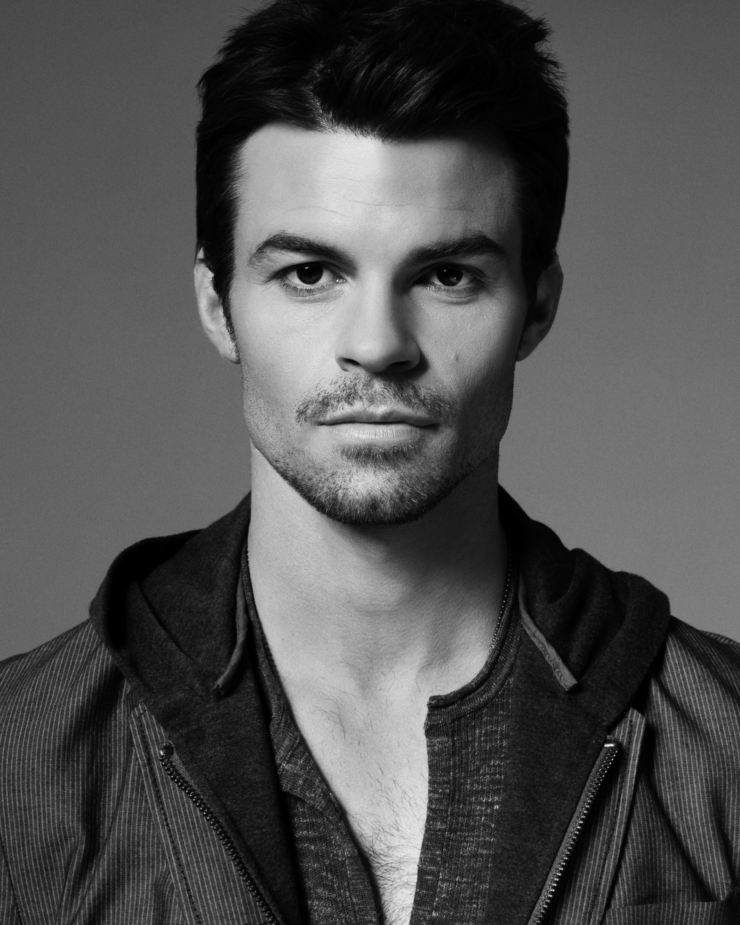 Elijah Mikaelson/Appearance | The Vampire Diaries Wiki | Fandom