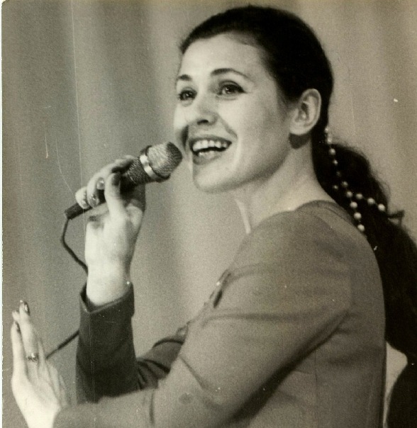 FORGOTTEN SONG.. Maria Pachomenko She was born on March 25, 1937. People's Artis