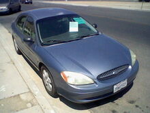 2001 Ford Taurus