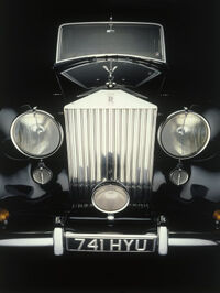 Front-end-of-old-rolls-royce