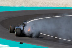 Lewis Hamilton engine failure 2016 Malaysian GP 2
