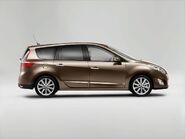 New-renault-grand-scenic 3