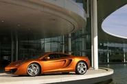 McLaren-MP4-12C-13.jpg (242 KB)