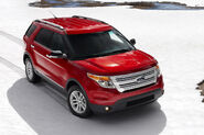 2011-Ford-Explorer-SUV-112