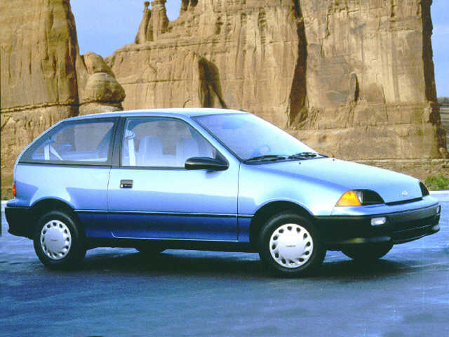 1990 geo 5 door hatchback