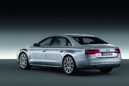 2011-Audi-A8-L-W12-14