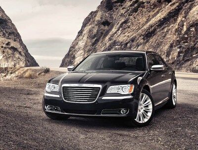 08-2011-chrysler-300-presssmall.jpg