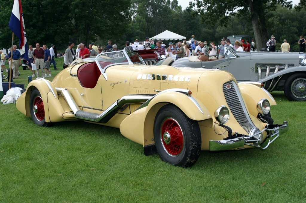 1930 Duesenberg машина