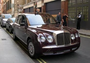 800px-2002 Bentley State Limousine.jpg (78 KB) Queen Elizabeth II's Bentley State Limousine