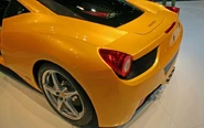 Ferrari-458-italia-taillight.jpg (46 KB)