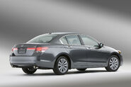 2011-Honda-Accord-Sedan-5