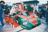 Mazda787b003.jpg (503 KB)