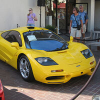 mclaren f1 production