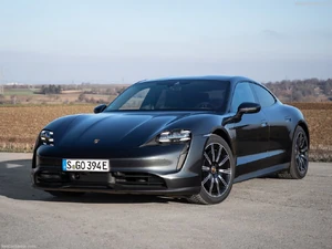 Porsche-Taycan-2021-1024-04