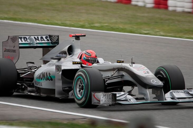 メルセデスGP F1 MGP W01 シューマッハモデル Minichamps 1:43 Michael Schumacher Mercedes GP Petronas MGP