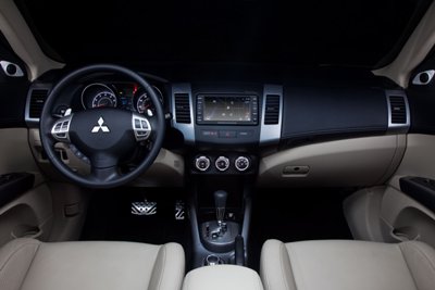 2010-Mitsubishi-Outlander-GT-19small