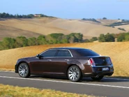 Lancia-Thema-2012-1024-20.jpg (118 KB)