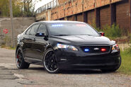 Ford-Taurus-Police-Interceptor-11