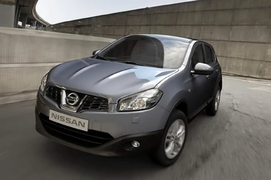 2010-Nissan-Qashqai-Facelift-93