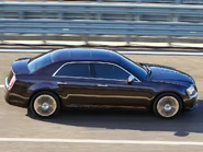 Lancia-Thema-2012-1024-1c.jpg (140 KB)