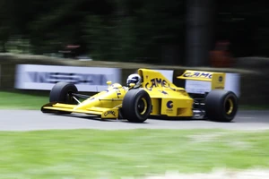 Lotus-Lamborghini 102
