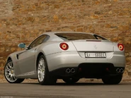 Ferrari-599 GTB Fiorano-2006-1024-4d.jpg (164 KB)