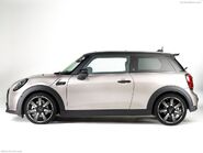 Mini-Cooper S 3-door-2022-1024-06