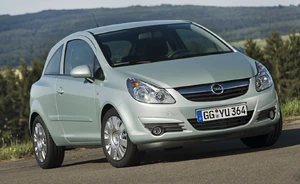 Carscoop hybridcorsa 4