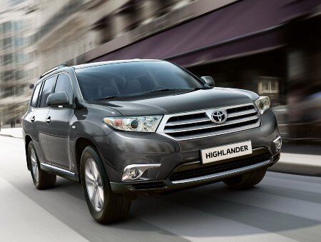 2011-Toyota-Highlander-Carscoop-3small.jpg